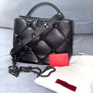 Gunmetal Valentino Roman Stud The Handle Medium Leather Shoulder Bag V Good Cond